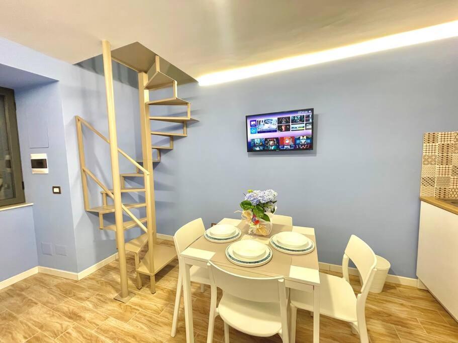 Isabel Suite Неаполь Экстерьер фото