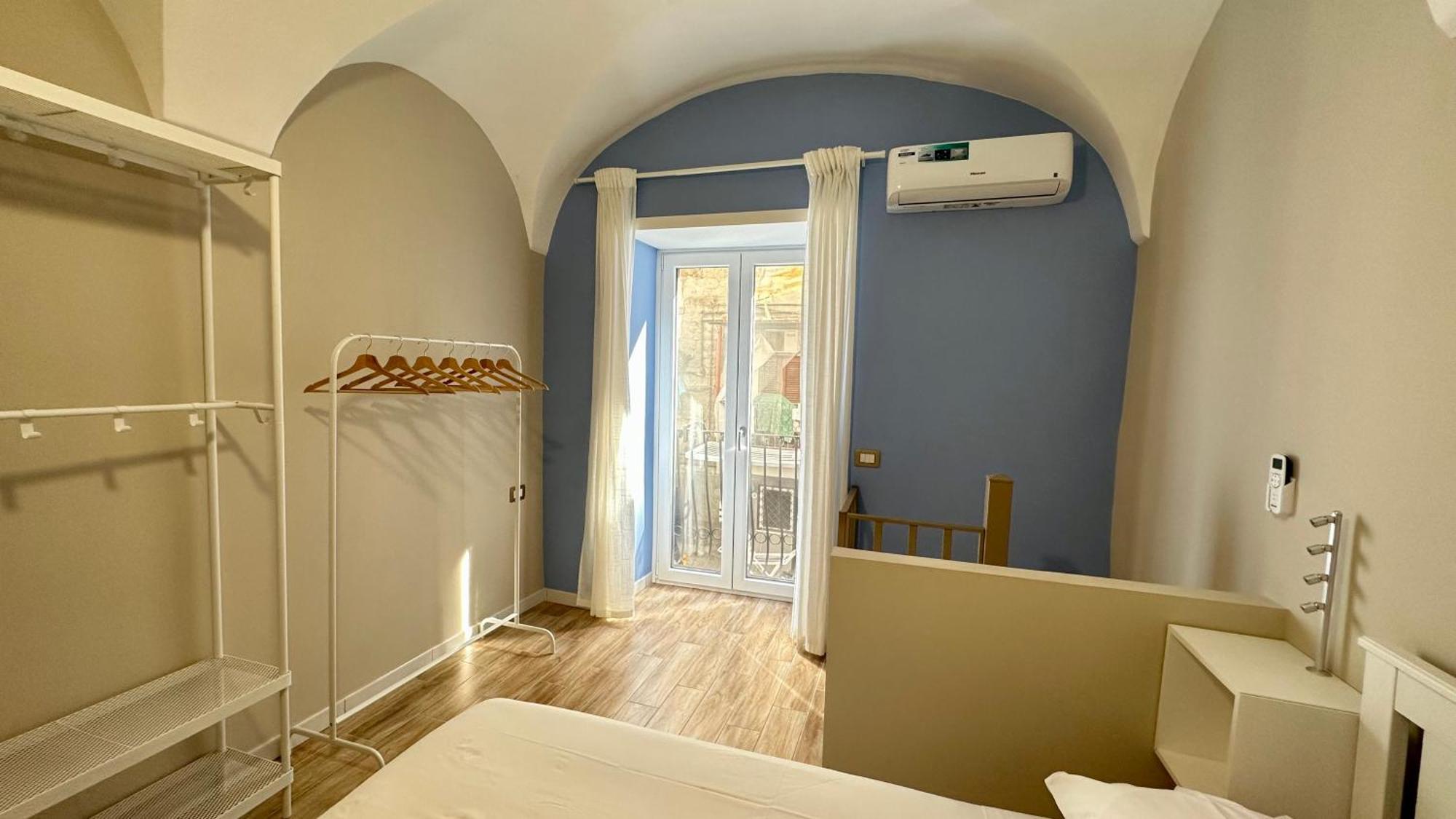 Isabel Suite Неаполь Экстерьер фото